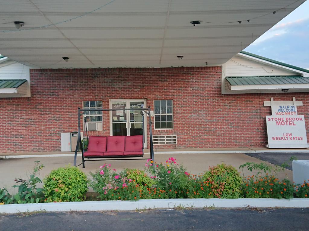 Stonebrook Inn Counce Exterior photo