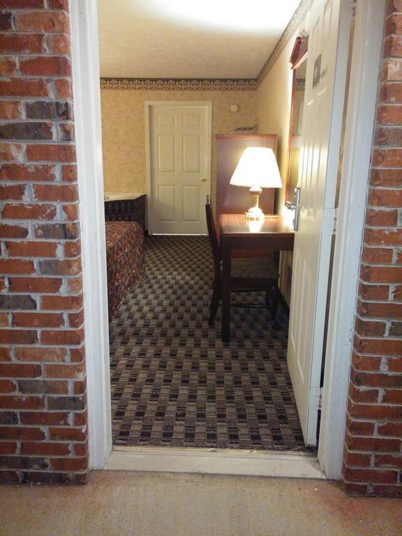 Stonebrook Inn Counce Exterior photo