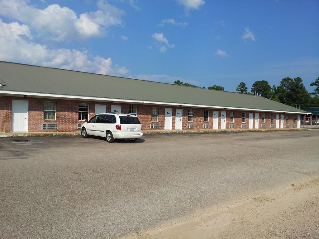 Stonebrook Inn Counce Exterior photo