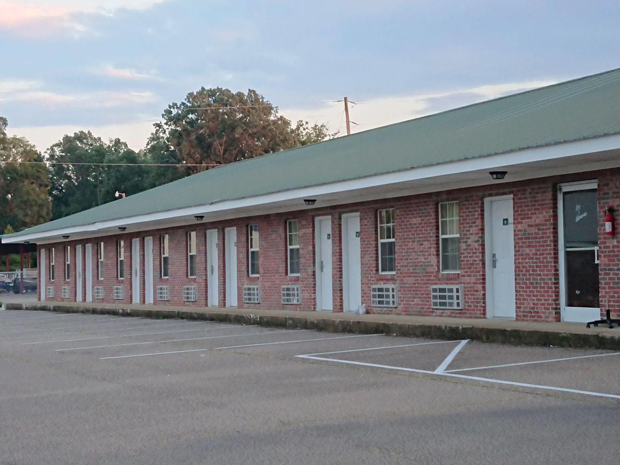 Stonebrook Inn Counce Exterior photo
